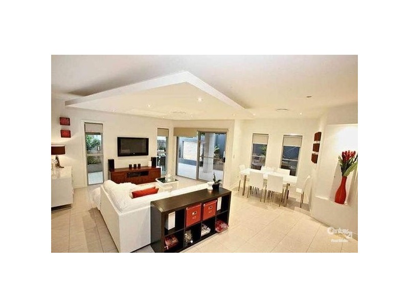 Varsity Lakes QLD 4227