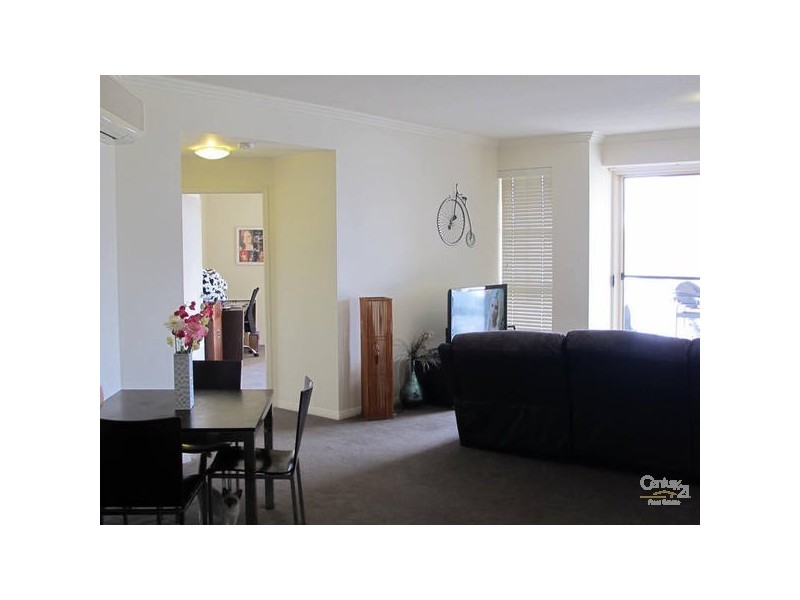 Varsity Lakes QLD 4227