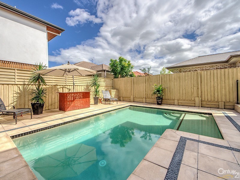 28 Meriden Ave Varsity Lakes, Varsity Lakes QLD 4227