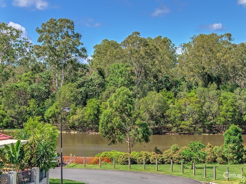 28 Meriden Ave Varsity Lakes, Varsity Lakes QLD 4227