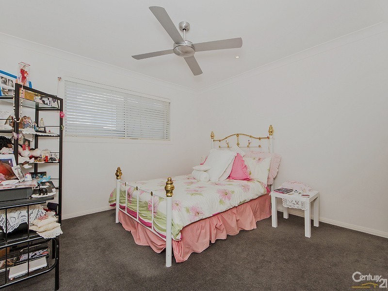 28 Meriden Ave Varsity Lakes, Varsity Lakes QLD 4227