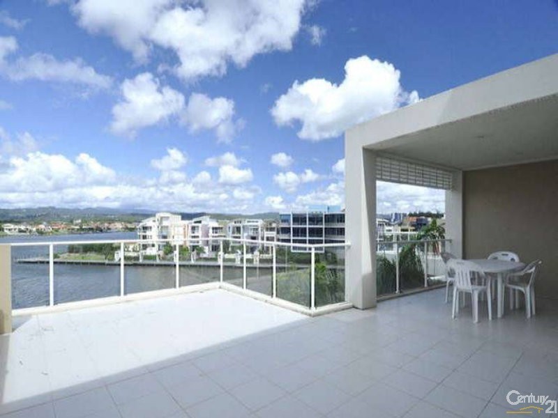 Varsity Lakes QLD 4227