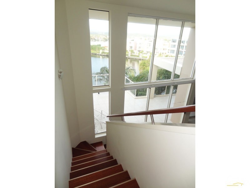 Varsity Lakes QLD 4227