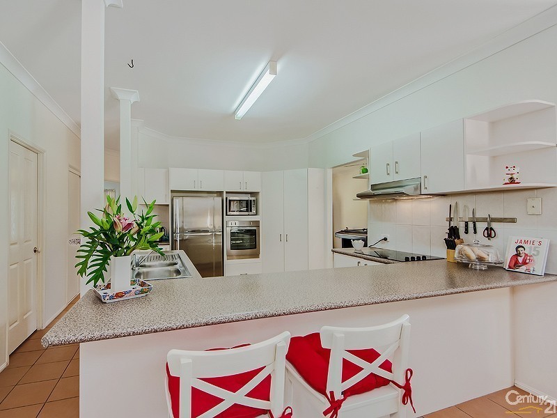 32 Marcus Way, Mudgeeraba QLD 4213