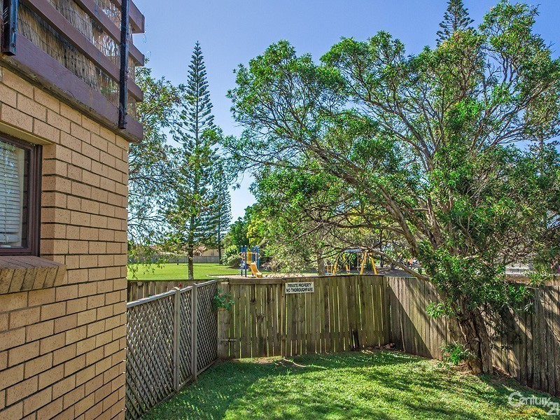 6/8 Angie Court, Mermaid Waters QLD 4218
