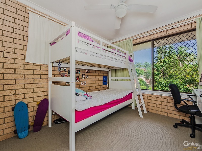 6/8 Angie Court, Mermaid Waters QLD 4218