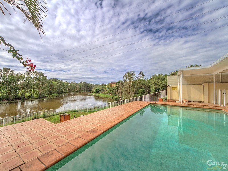 22 Redbud lane, Robina QLD 4226