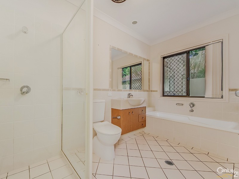 22 Redbud lane, Robina QLD 4226