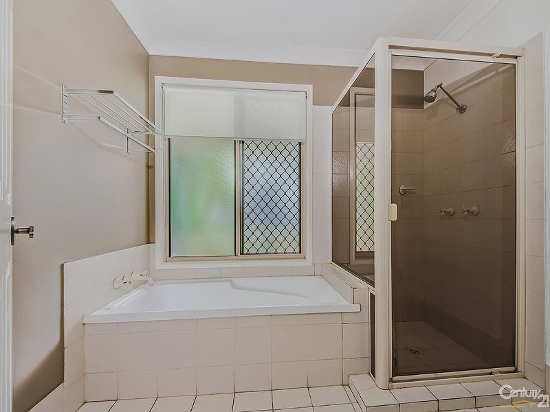 53 Tooraneedin Rd, Coomera QLD 4209