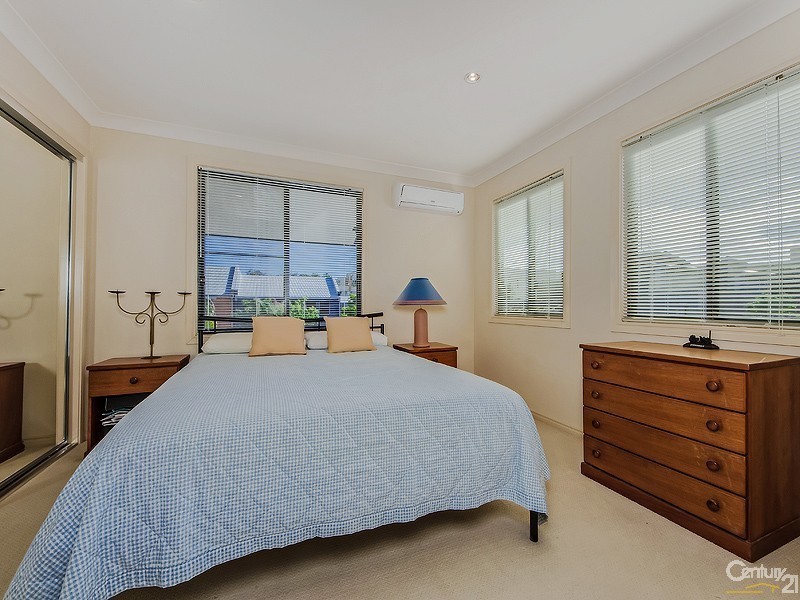 126 Varsity Parade, Varsity Lakes QLD 4227