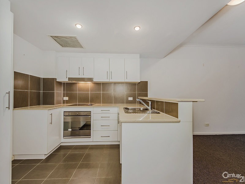 1 Ocean Street, Burleigh Heads QLD 4220