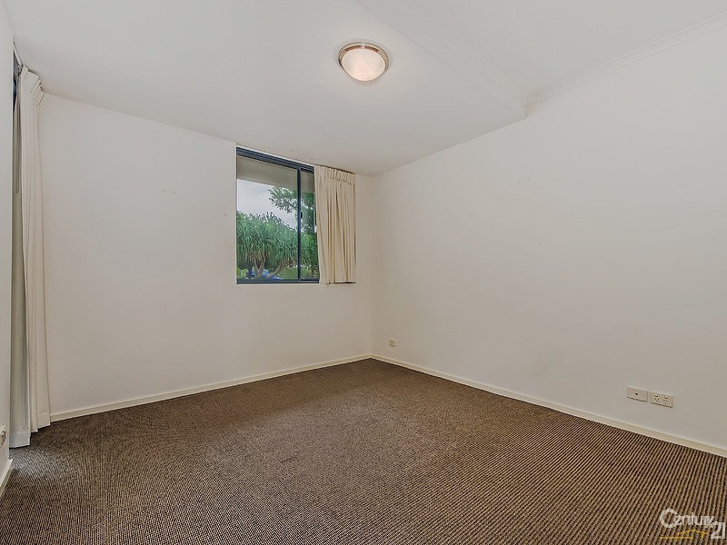 1 Ocean Street, Burleigh Heads QLD 4220