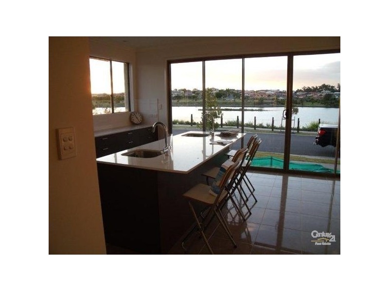 Varsity Lakes QLD 4227