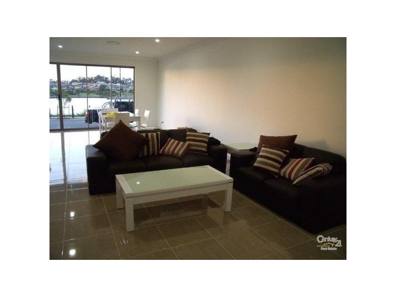 Varsity Lakes QLD 4227