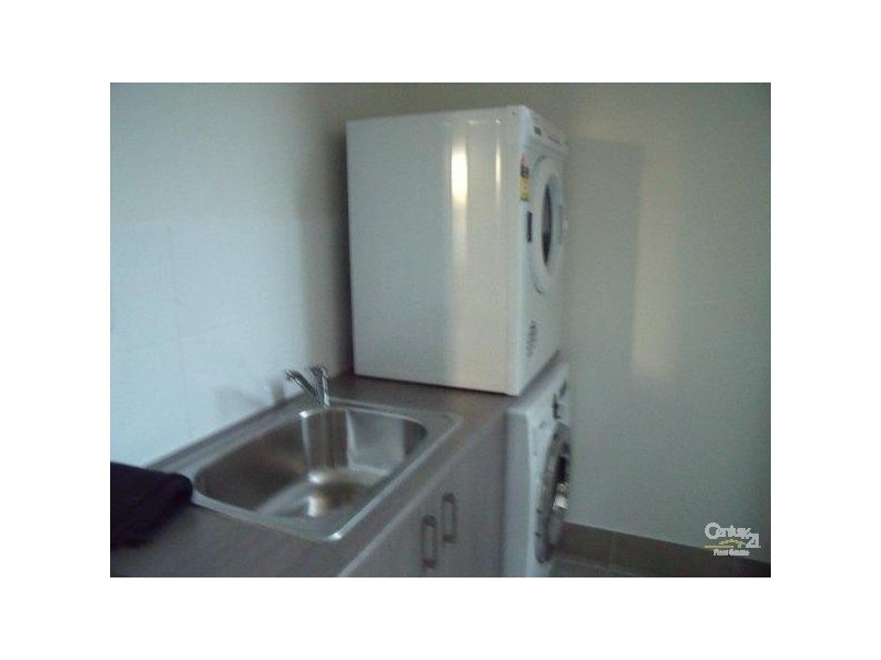 Varsity Lakes QLD 4227