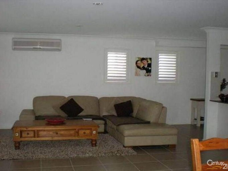 8/76 Bayswater Avenue, Varsity Lakes QLD 4227