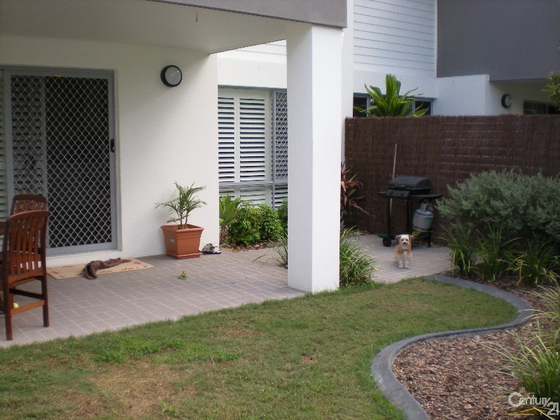 8/76 Bayswater Avenue, Varsity Lakes QLD 4227