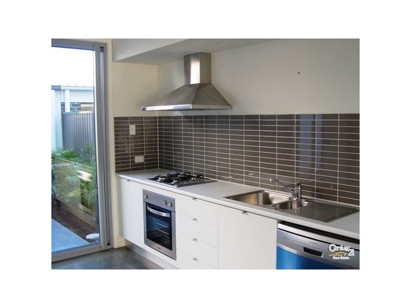 29 Emily Way, Varsity Lakes QLD 4227