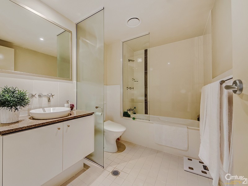 Varsity Lakes QLD 4227