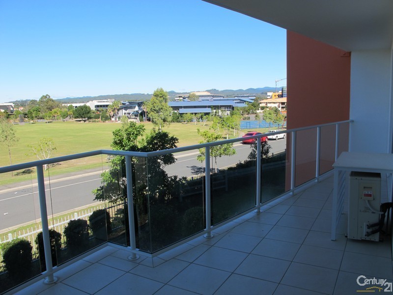 Varsity Lakes QLD 4227