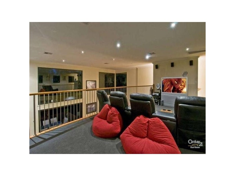 306 Ron Penhaligon Way, Robina QLD 4226