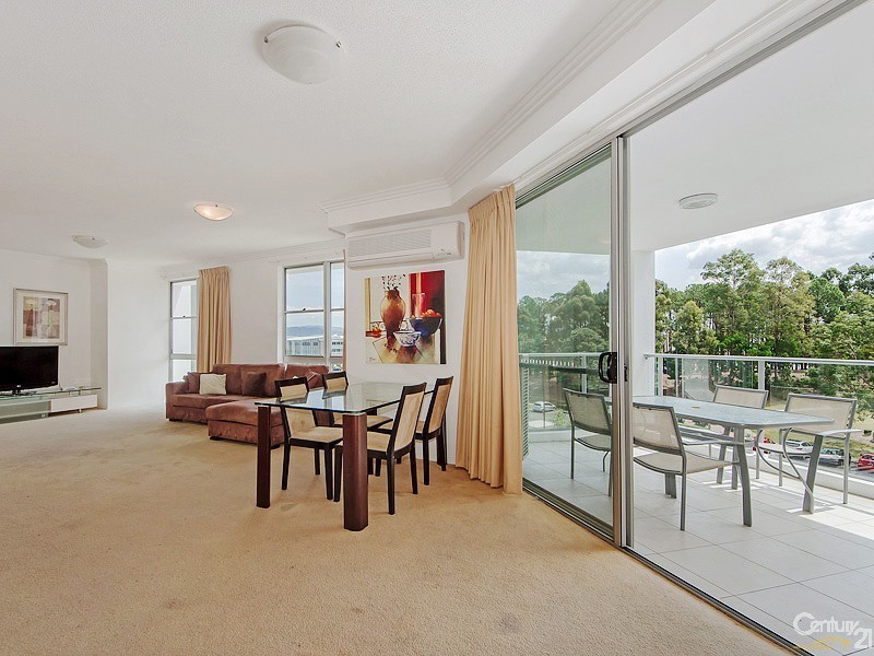 Varsity Lakes QLD 4227