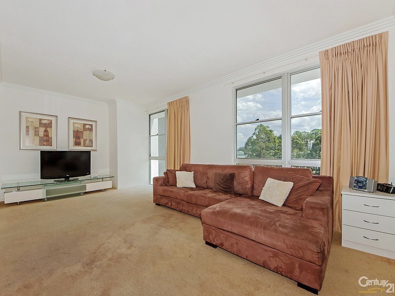 Varsity Lakes QLD 4227