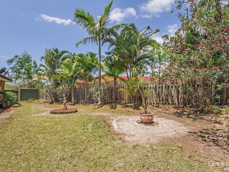 8 Agatha Court, Oxenford QLD 4210