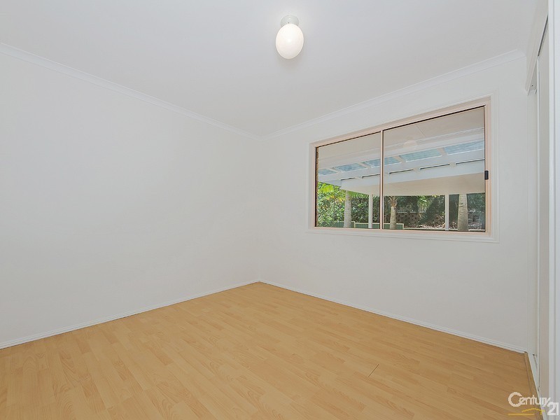 8 Agatha Court, Oxenford QLD 4210