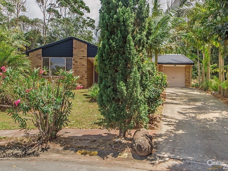 8 Agatha Court, Oxenford QLD 4210