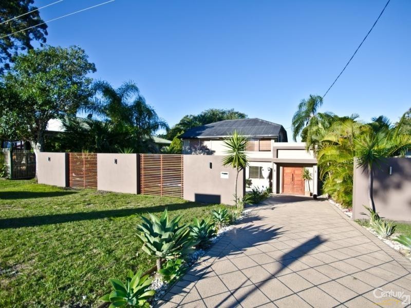 13 Mattocks Road, Varsity Lakes QLD 4227