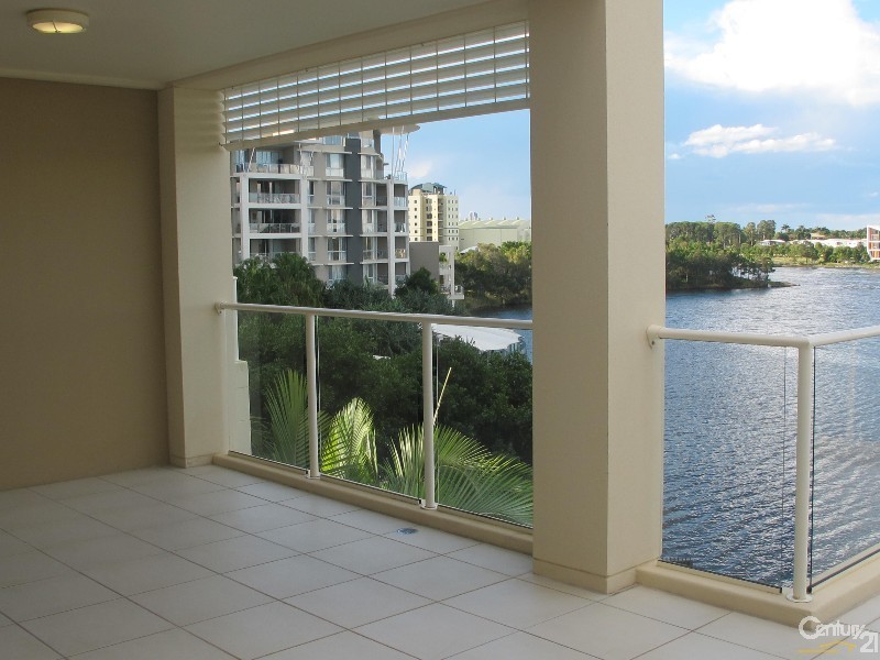 Varsity Lakes QLD 4227