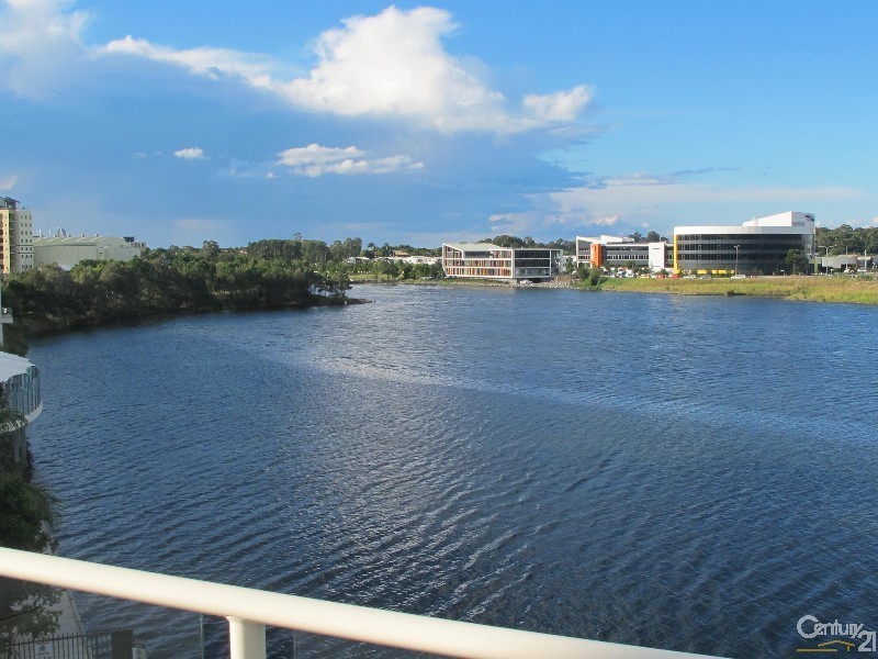 Varsity Lakes QLD 4227