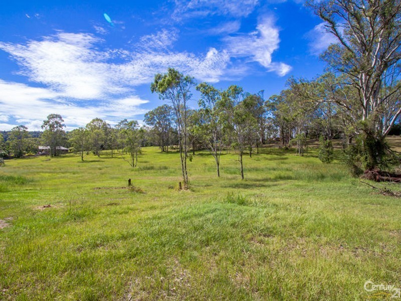 5 Gray Street, Tallebudgera QLD 4228