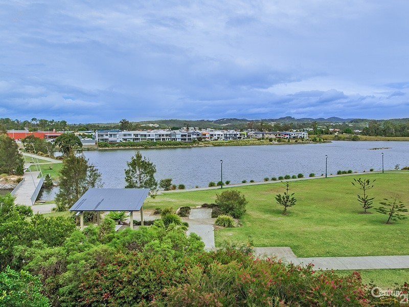 Varsity Lakes QLD 4227