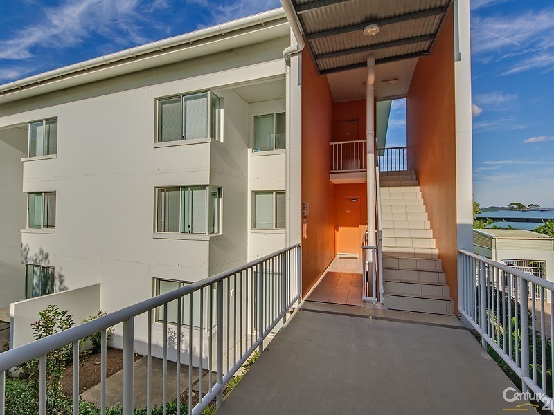 Varsity Lakes QLD 4227