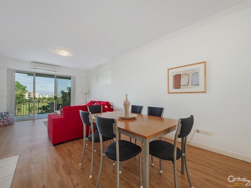 Varsity Lakes QLD 4227