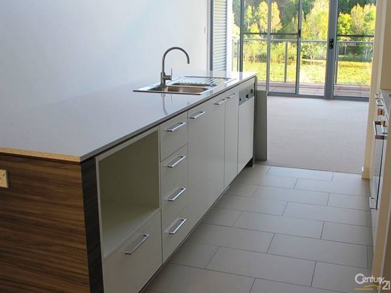 Varsity Lakes QLD 4227