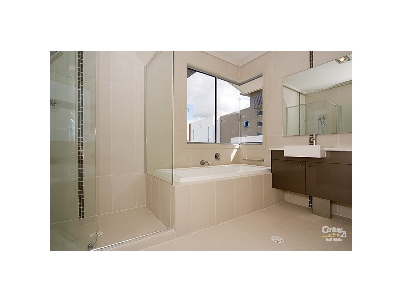 3007A Northview Parade, Royal Pines,, Benowa QLD 4217