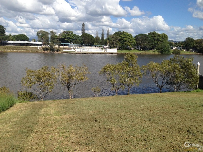 88 Cabana Boulevard, Benowa QLD 4217