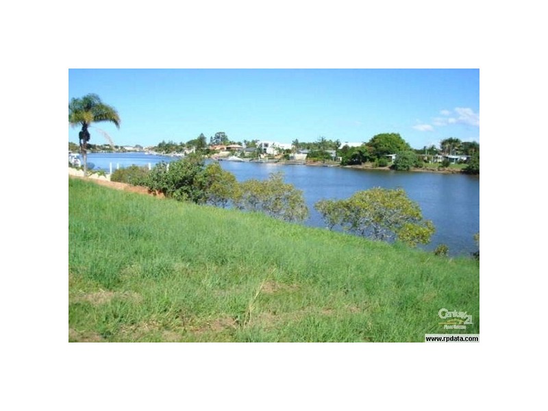 88 Cabana Boulevard, Benowa QLD 4217