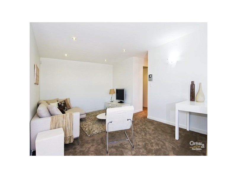 8004B Vista Drive Royal Pines, Benowa QLD 4217