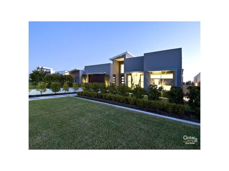 2014 The Boulevarde, Benowa QLD 4217