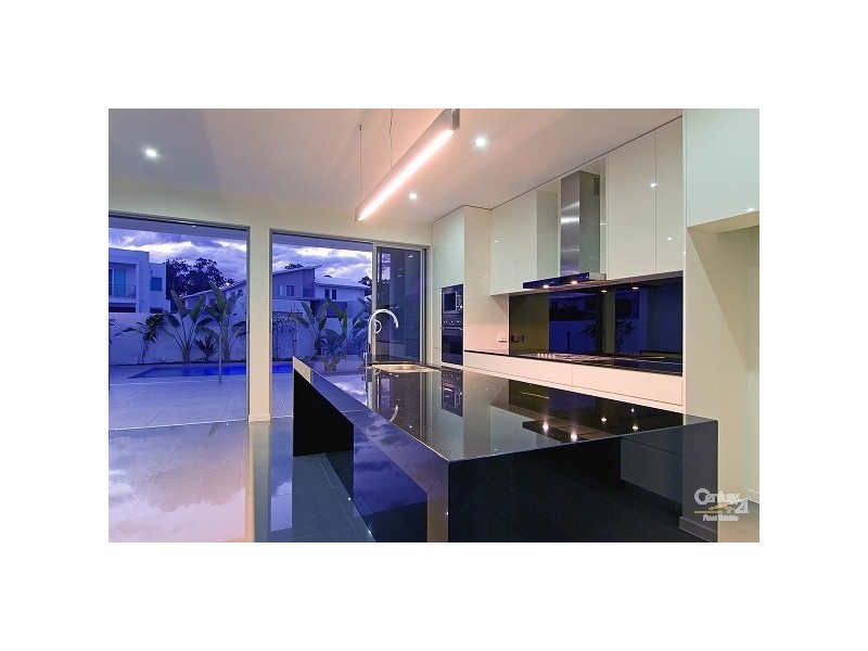 9016 The Boulevarde, Royal Pines,, Benowa QLD 4217