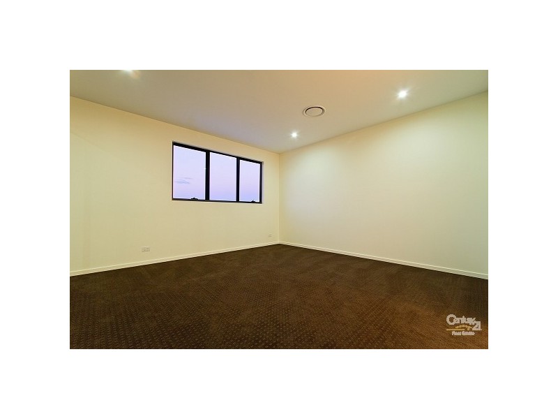 9015 Northview Parade, Royal Pines,, Benowa QLD 4217