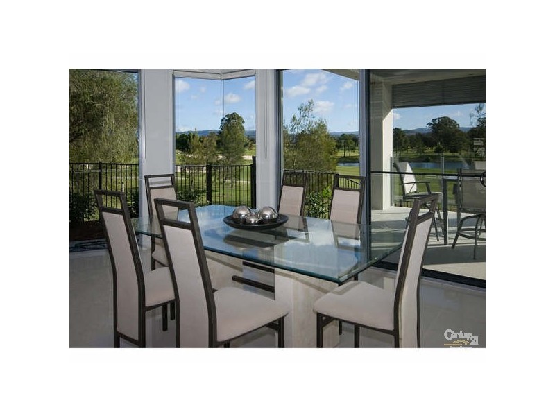 1055 Lakeview Tce, Royal Pines,, Benowa QLD 4217