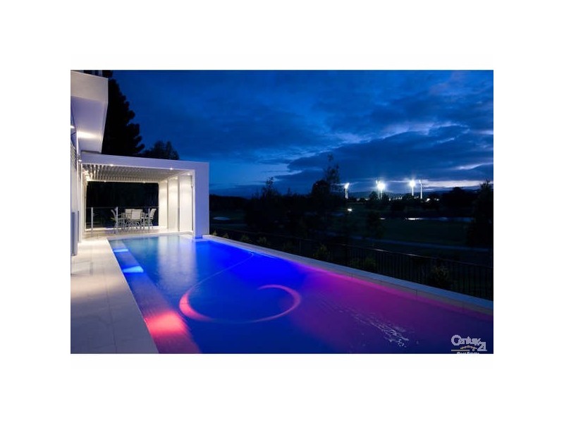 1055 Lakeview Tce, Royal Pines,, Benowa QLD 4217