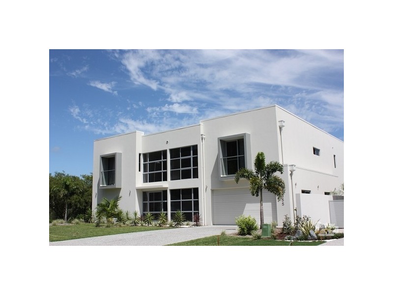 1055 Lakeview Tce, Royal Pines,, Benowa QLD 4217