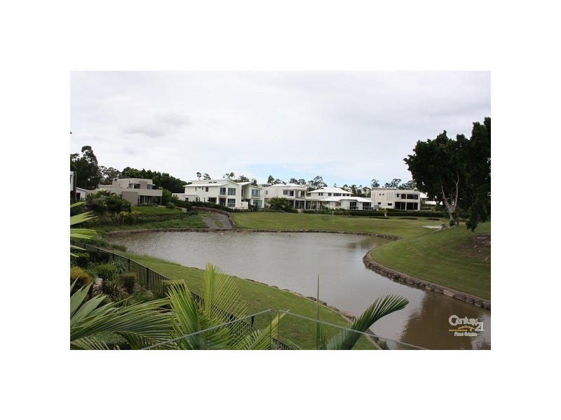 3003 The Boulevarde, Benowa QLD 4217