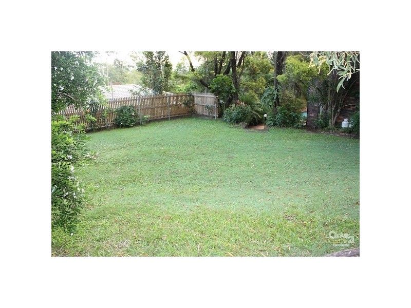 226 Heeb Street, Benowa QLD 4217